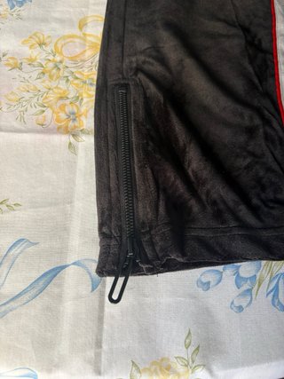Pantalón de terciopelo con rayas