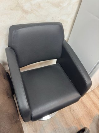 Silla peluquería negra