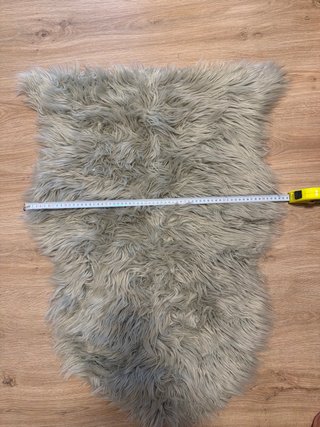 Alfombra de pelo gris