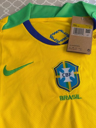 Camiseta Brasil Verde y Amarilla Escucho ofertas