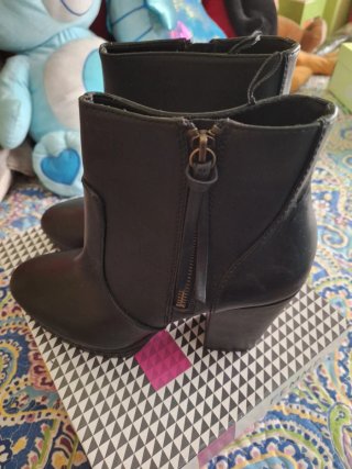 Botines Sandalias Negras
