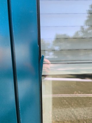 Ventana oscilobatiente hoja oculta Climalit
