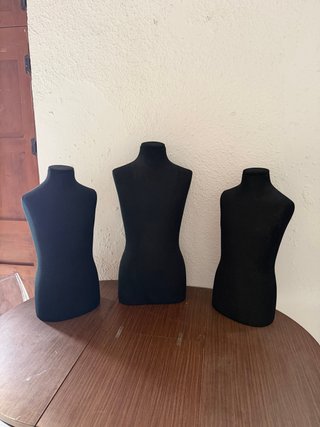 3 Maniquíes Negros para Exhibición