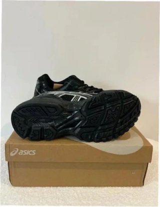 ASICS Gel-Kayano 14 Negro Talla 41.5
