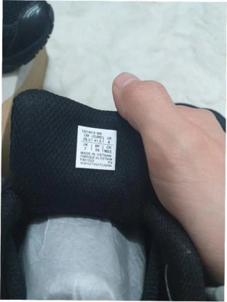 ASICS Gel-Kayano 14 Negro Talla 41.5