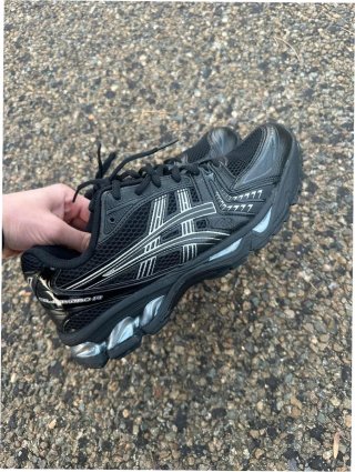 ASICS Gel-Kayano 14 Negro Talla 40.5