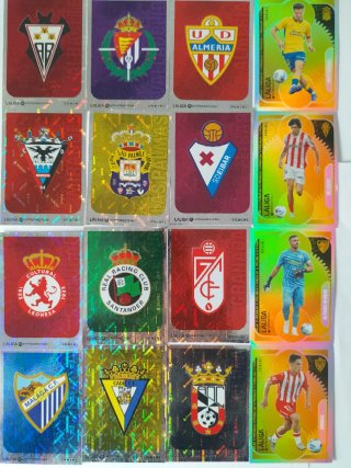 LOTES DE CROMOS HYPERMOTION DE PANINI LIGA 25-26.