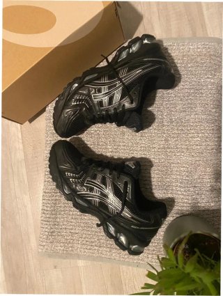 ASICS Gel-Kayano 14 Negro Talla 44