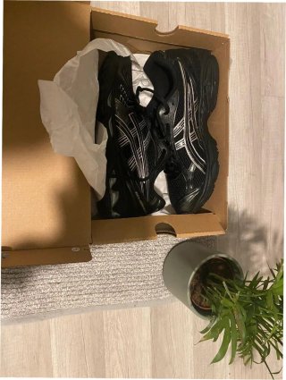 ASICS Gel-Kayano 14 Negro Talla 44