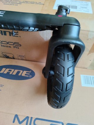 Ruedas Delanteras 194x42 Jane Epic con Soporte