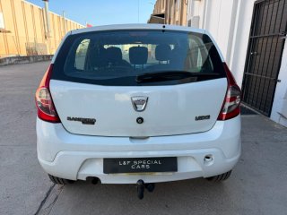 Dacia Sandero 1.5dCi (Bola de remolque)