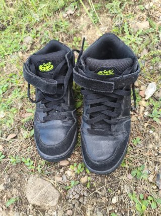 Zapatillas Nike Negras y Verdes
