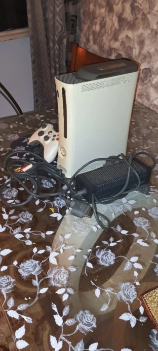 Xbox 360 Blanca para Piezas