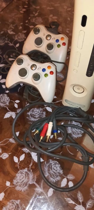 Xbox 360 Blanca para Piezas