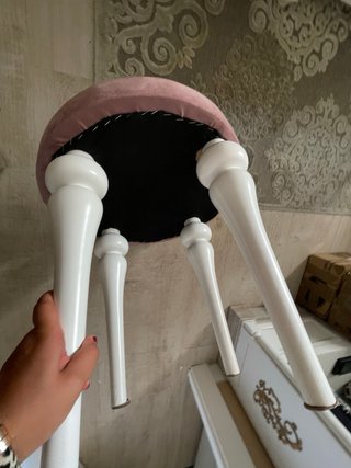 Taburete capitoné de lujo rosa y blanco