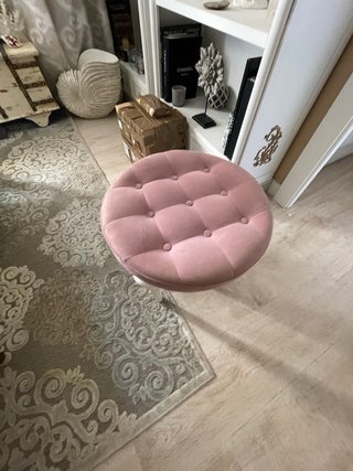 Taburete capitoné de lujo rosa y blanco