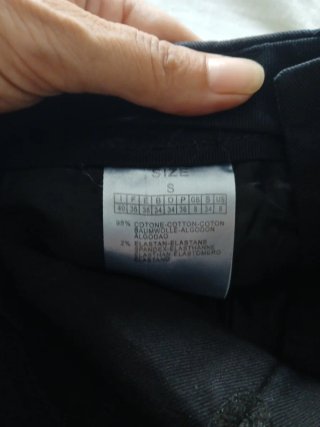 Pantalón negro patas anchas