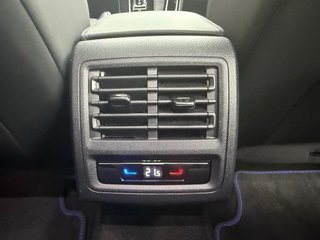 Volkswagen Golf R Akrapovic