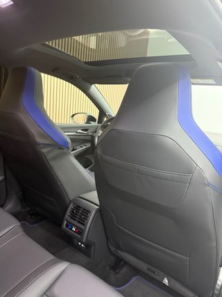 Volkswagen Golf R Akrapovic