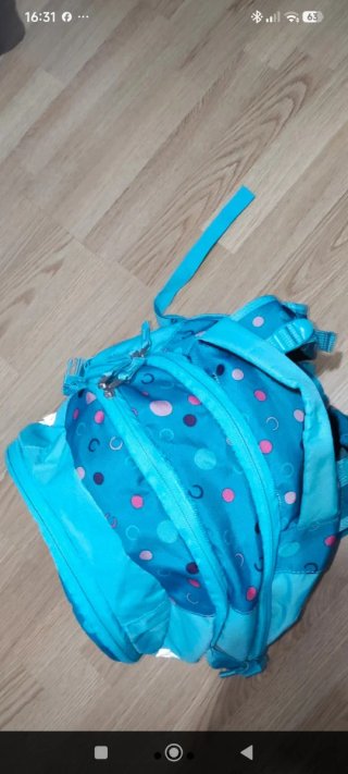 Mochila escolar azul con estuche