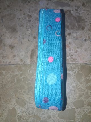 Mochila escolar azul con estuche