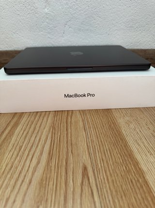 MacBook Pro 14” M4 16/512GB