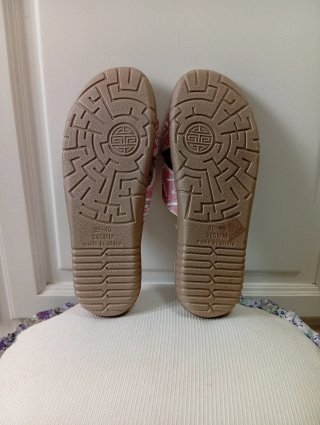Sandalias beige y rosa de Temu