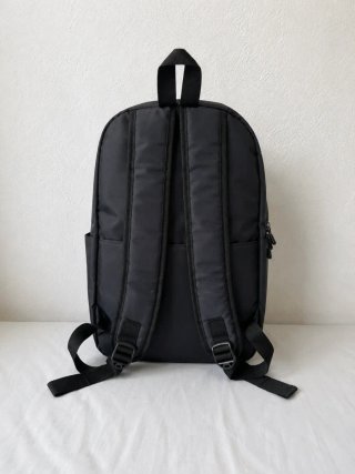 Mochila negra Roll Top urbana impermeable portátil