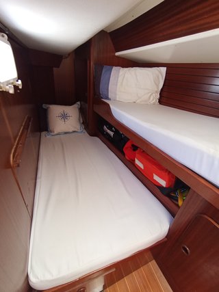 Velero North Wind 38 con mejoras recientes