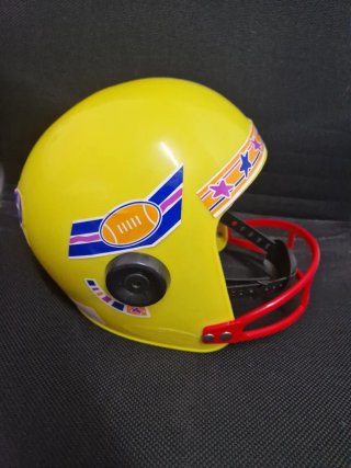 Casco de rugby de plástico amarillo