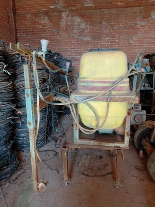 Pulverizador 400l BRUN