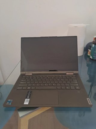 Portátil Lenovo Yoga 7
