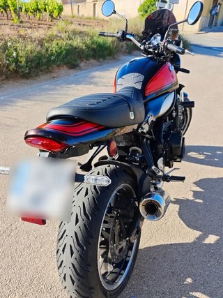 Kawasaki Z900RS Café 2021
