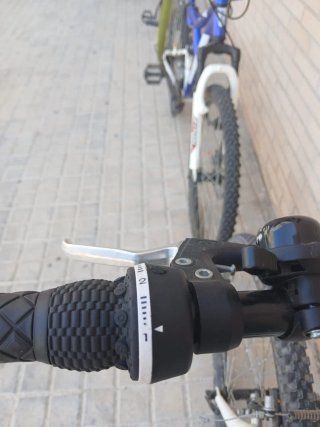 Bicicleta Blanca Montaña de 26"