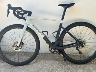 Bicicleta Scott Addict RC Pro