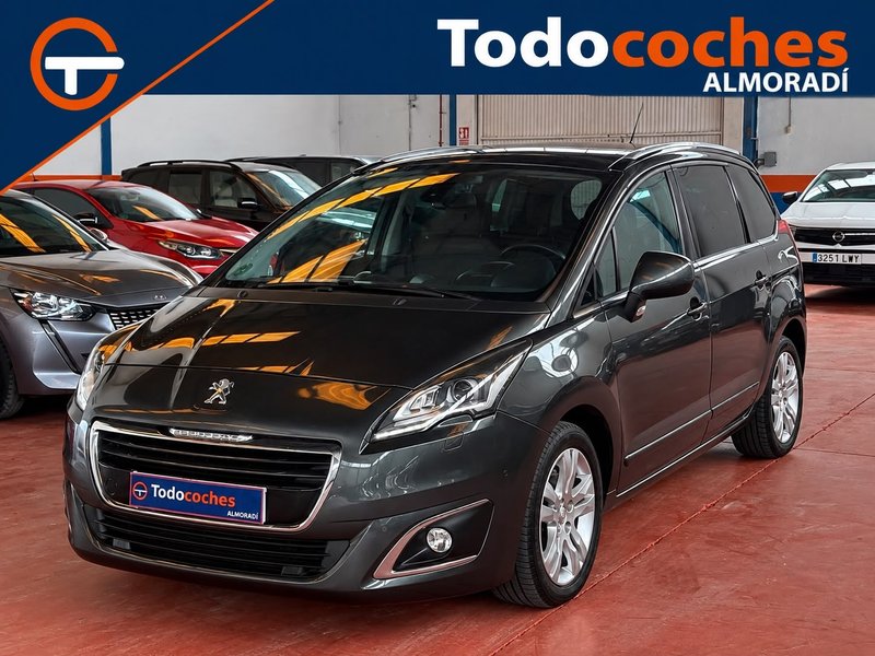 Peugeot 5008 1.6 Blue HDI Allure 7 pl. EAT6 2015