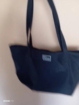 Lote de 3 bolsos y una riñonera 5€ el lote!!!!