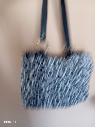 Lote de 3 bolsos y una riñonera 5€ el lote!!!!
