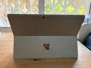 Microsoft surface pro 5