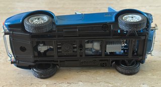 Coche miniatura 1/24 Cobra 427 Bburago Italy