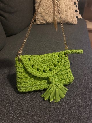 Bolso de mano Artesanal en Crochet
