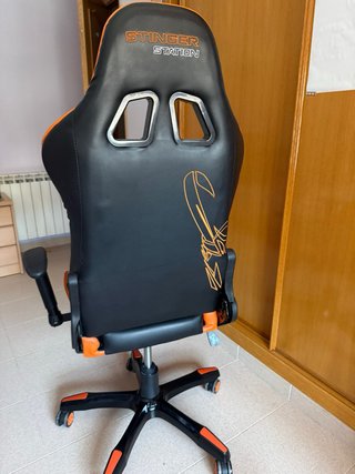 Silla Gamer Stinger Negra y Naranja