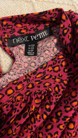 Vestido Next animal print talla 40