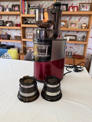 Biochef Atlas Pro slow juicer