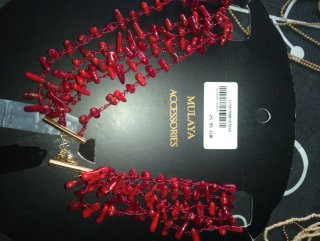 Collar.
