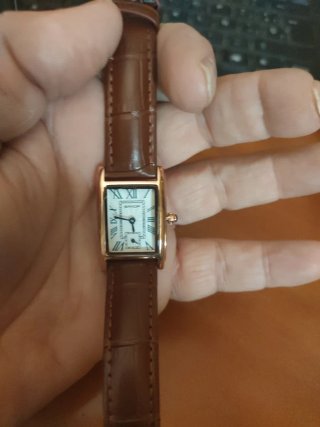 Reloj  estilo Cartier mujer