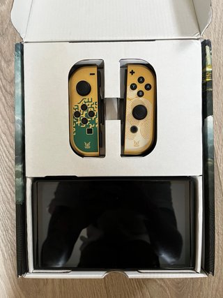 Nintendo Switch OLED Edición Zelda
