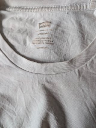 Camiseta Levi's Blanca Básica Talla M