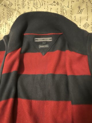 Jersey Tommy Hilfiger Rayas Rojo y Negro