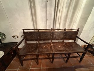 Banco rústico de madera